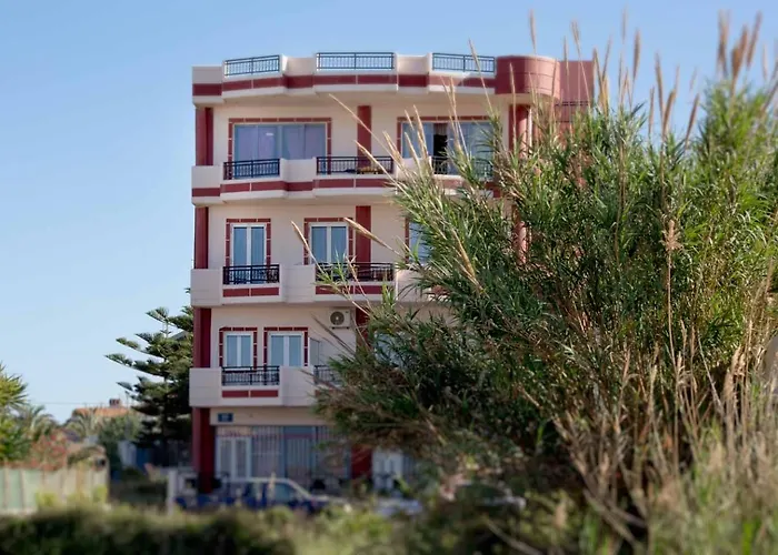 Manos Studio