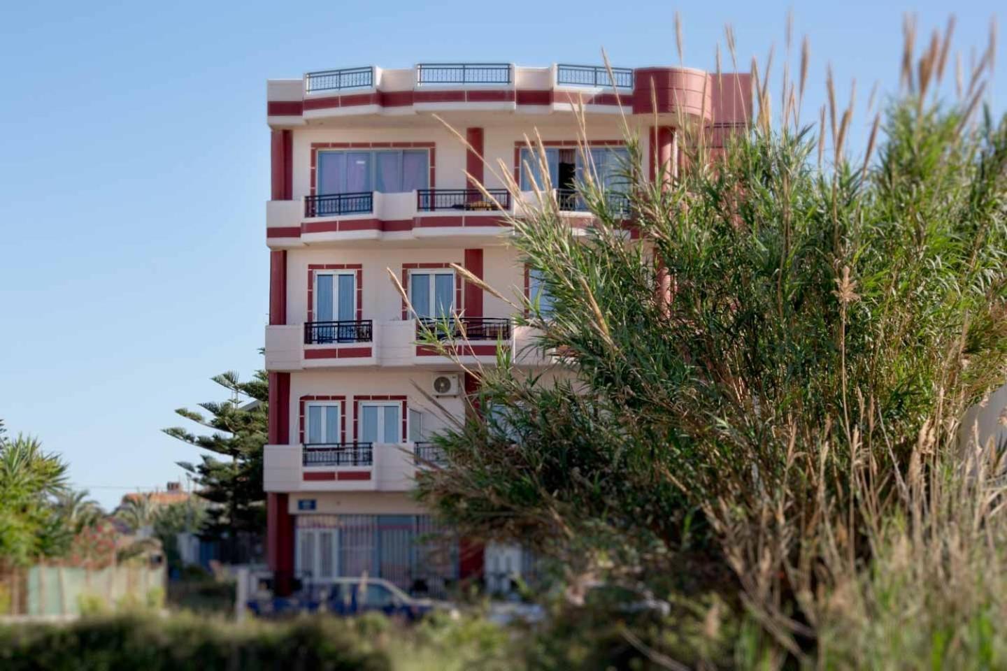 Manos Apartment